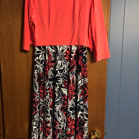 Dress w/ jacket - Picture 2 of 3